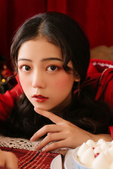 亚洲国产A∨无码中文777